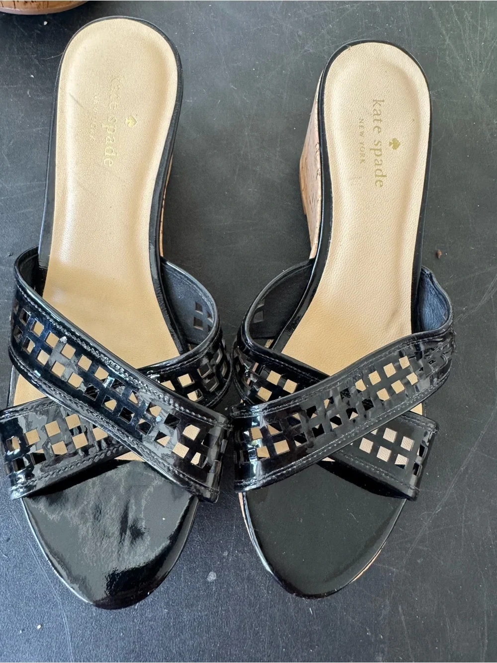 New Kate Spade Black Patent Cutout Slide Sandals